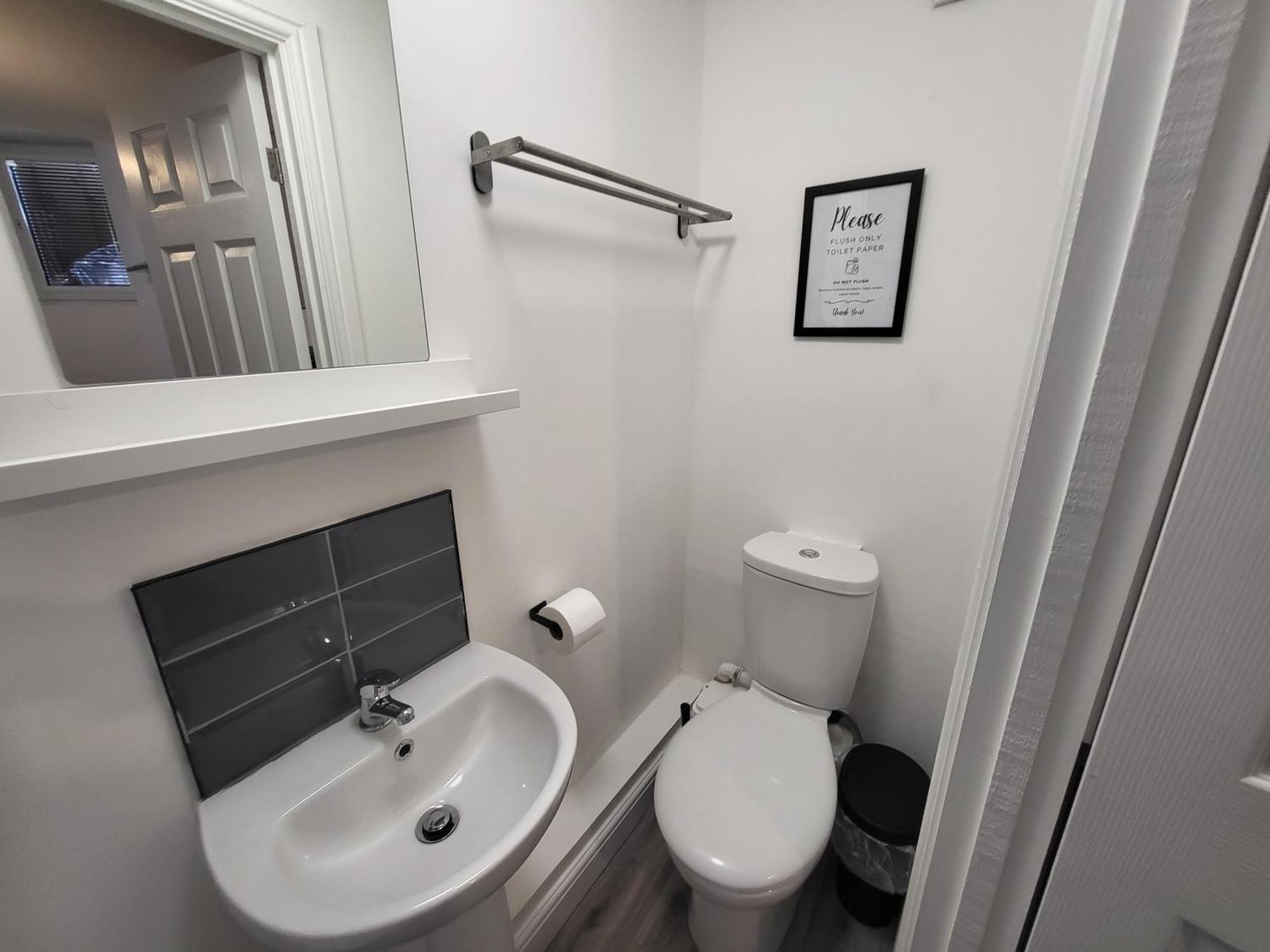 Comfortable Stay - Alfreton ノッティンガム エクステリア 写真